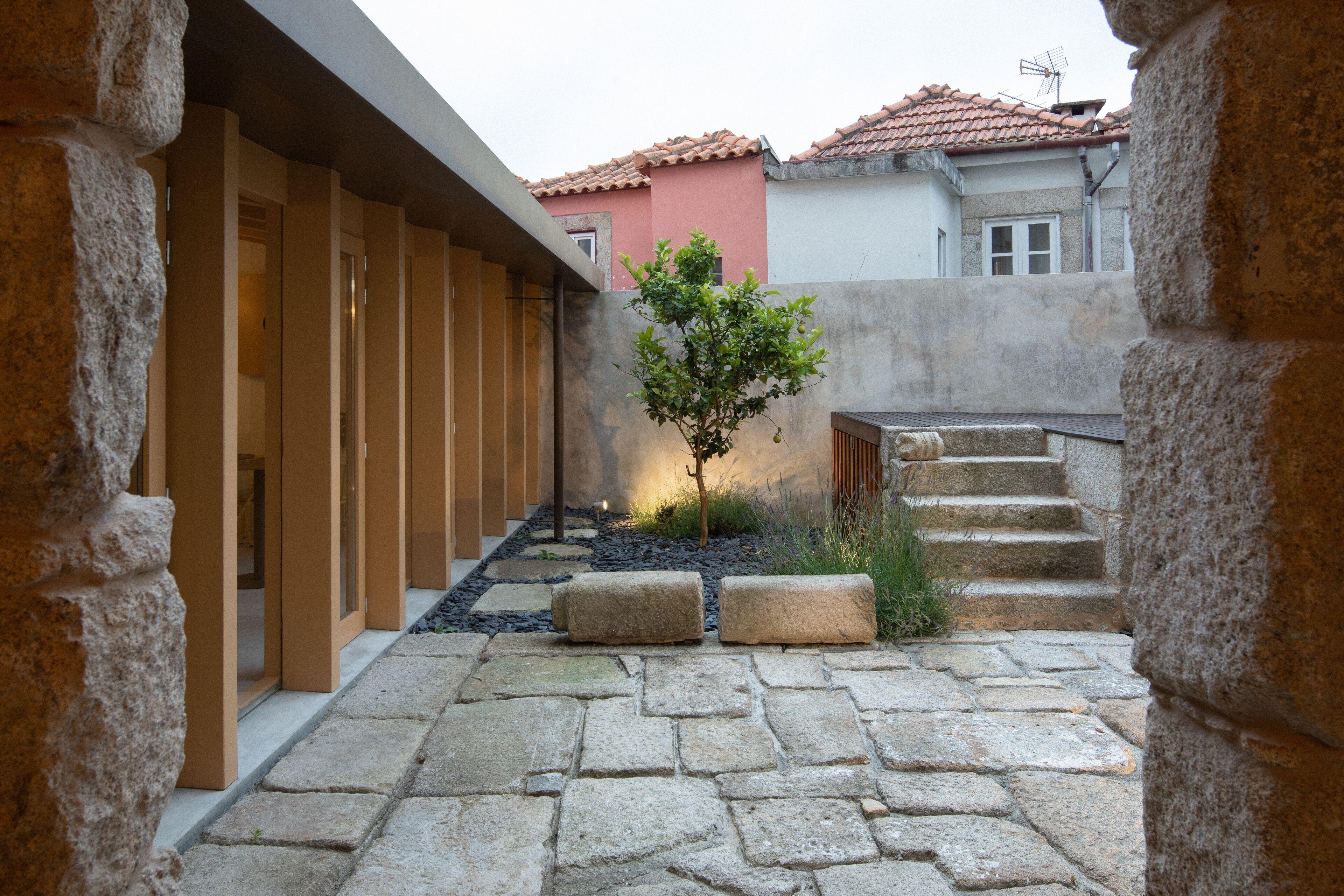 Na Travessa Suites, Porto